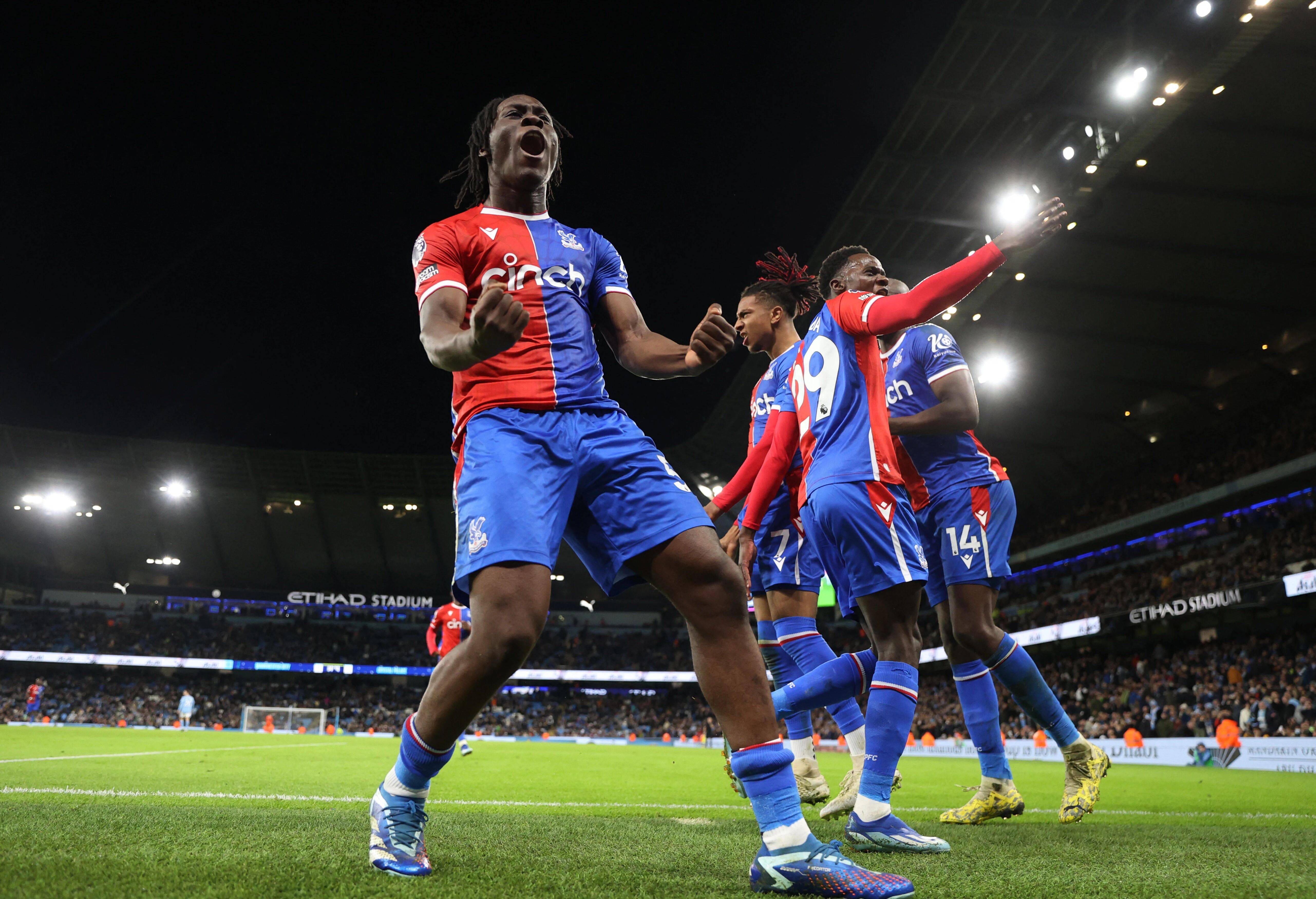 KAIYUN SPORTS-社区盾赛程吃紧，利物浦集结日远射贴柱，管理层满意，赛程密集仍需轮换的简单介绍