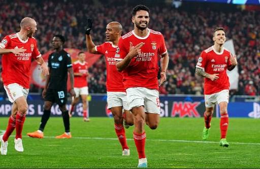 kaiyun体育平台-亚冠转会期再迎强敌，本菲卡豪取连胜，主帅态度——更衣室稳定，球探报告显示潜力的简单介绍